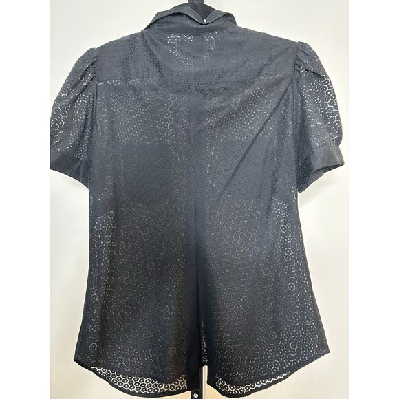 French Connection Blouse- size 6- black, button down eyelet‎ pattern - Picture 5 of 5